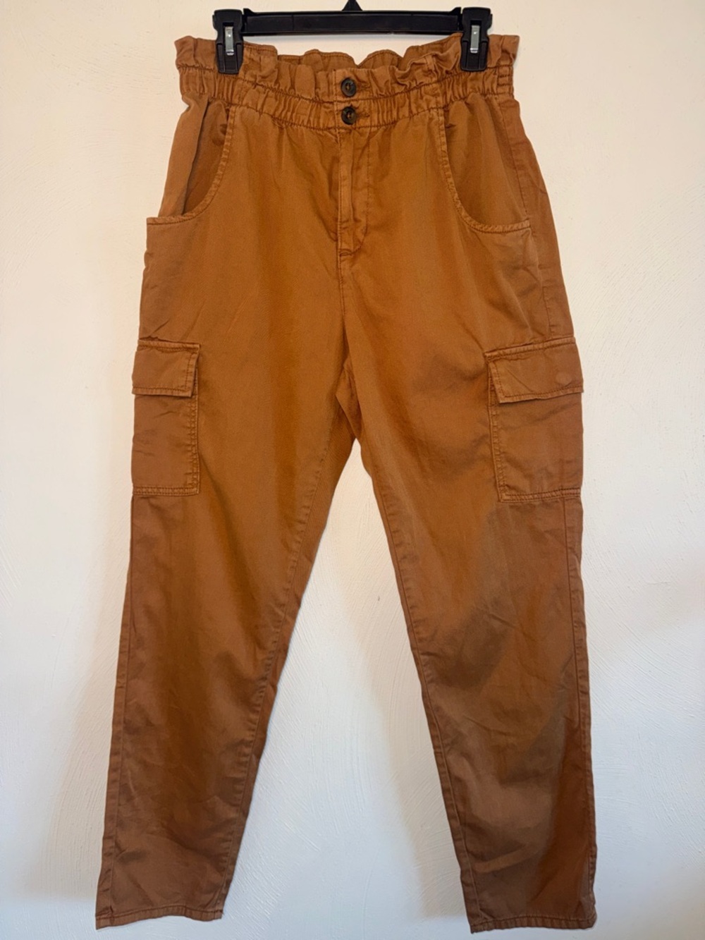 Relaxed Cargo Pants in Rust Brown - Comfortable Everyday Style